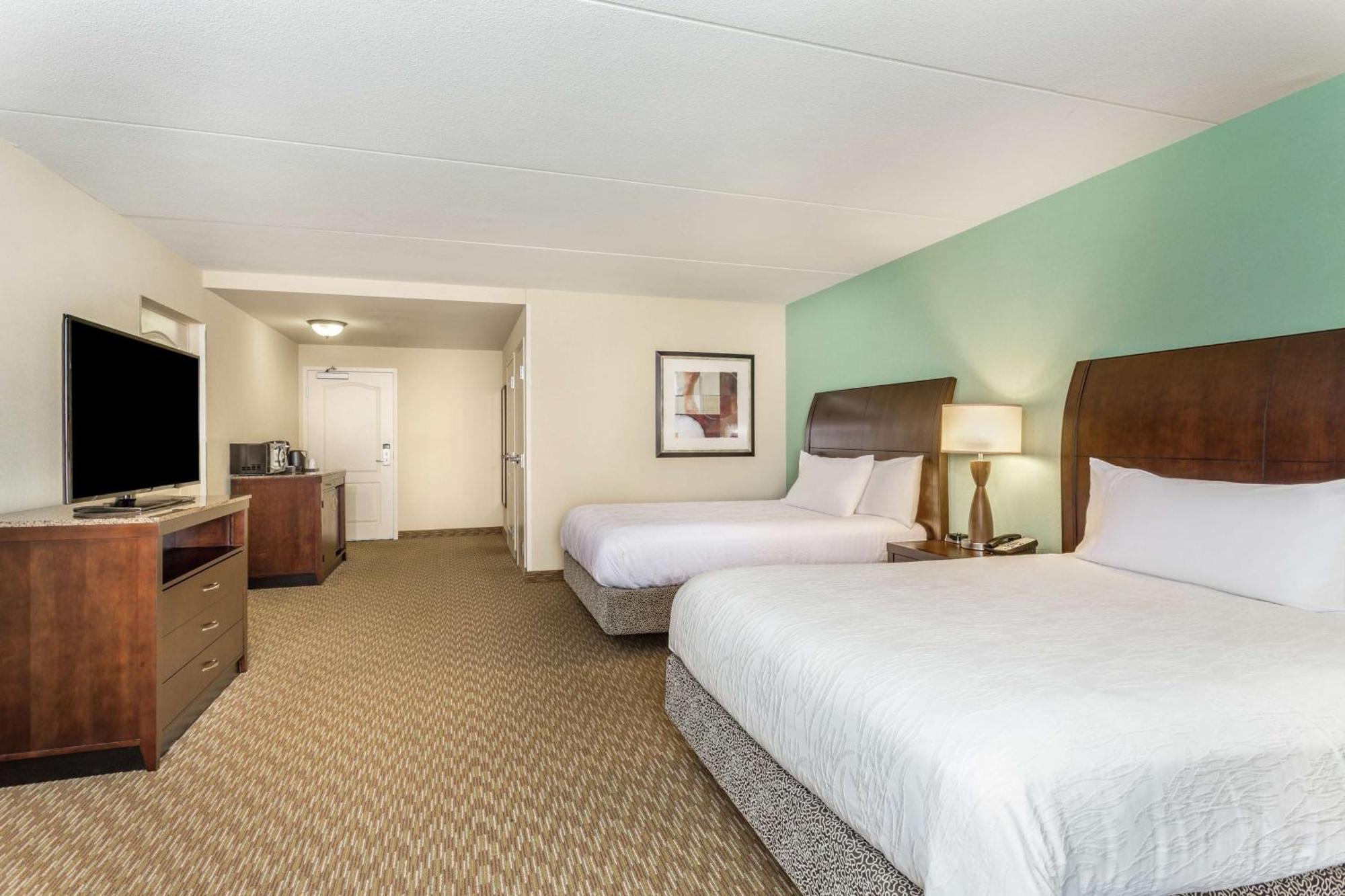 Hilton Garden Inn Gainesville Exterior photo