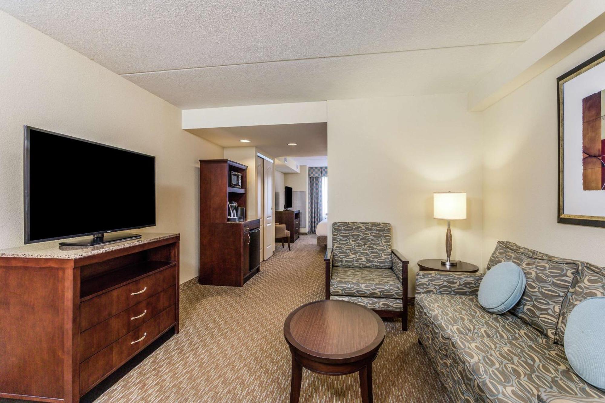 Hilton Garden Inn Gainesville Exterior photo