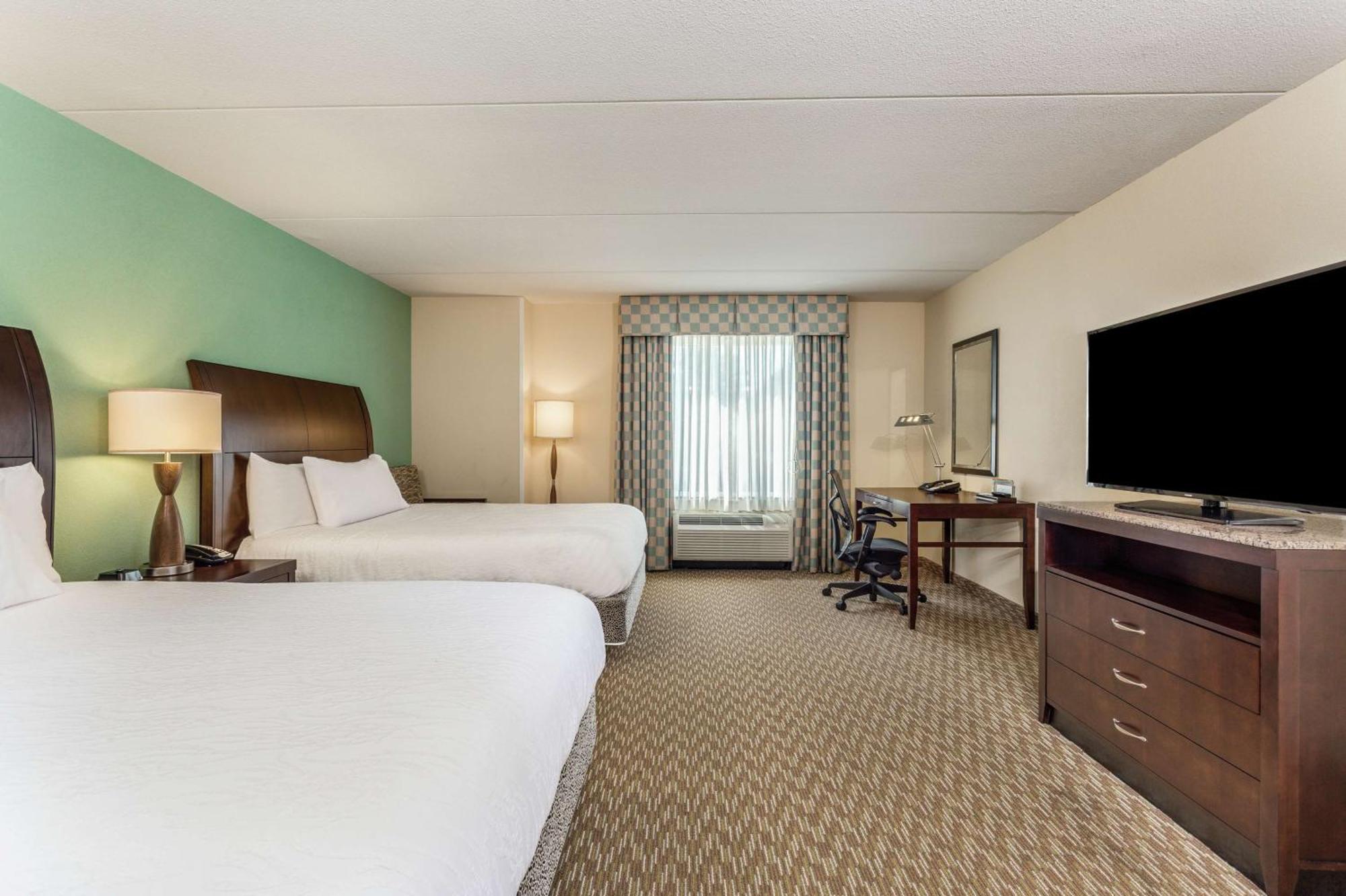 Hilton Garden Inn Gainesville Exterior photo